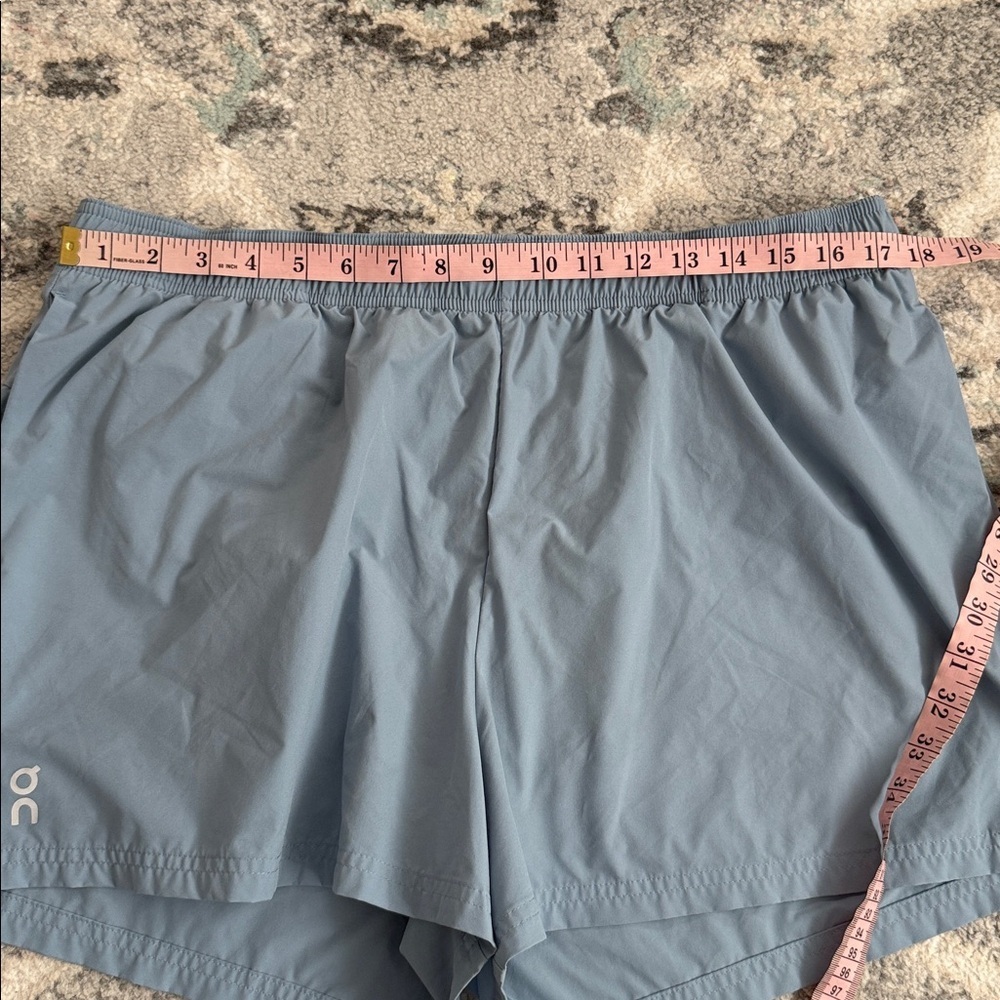 On Running 3” Core Shorts Size XL - Picture 12 of 12